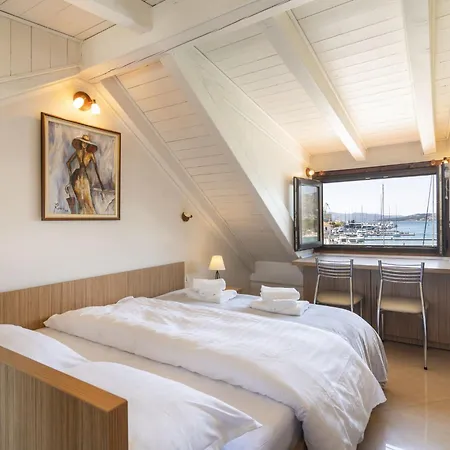 Lucica-3 By Interhome *