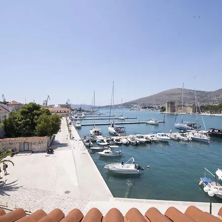 アパート Lucica-3 By Interhome トロギール